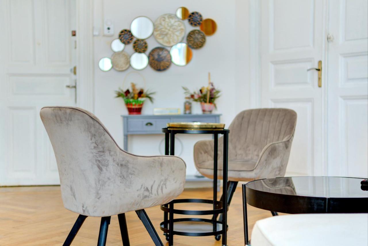 Ultracentral Cozy Apartment On Calea Victoriei With Amazing View Bucarest Extérieur photo