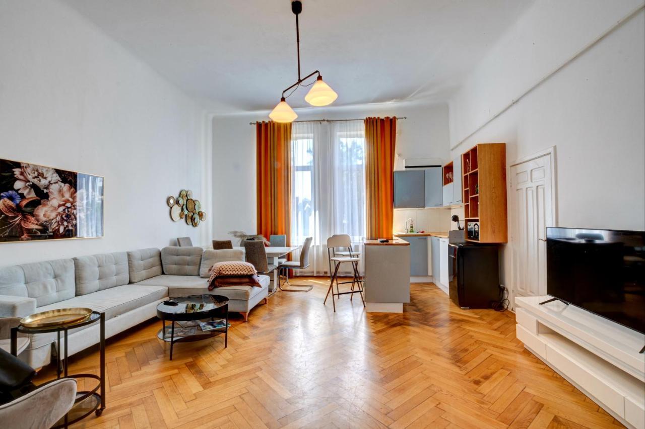 Ultracentral Cozy Apartment On Calea Victoriei With Amazing View Bucarest Extérieur photo